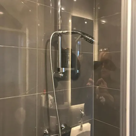 Gastenverblijf Villa Buitenplaats Wergea Contactloos Inchecken Naarderburen Exterior photo